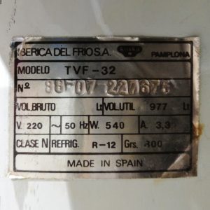 Mostrador expositor refrigerado de 320cm para tienda en venta en cabauoportunitats.com