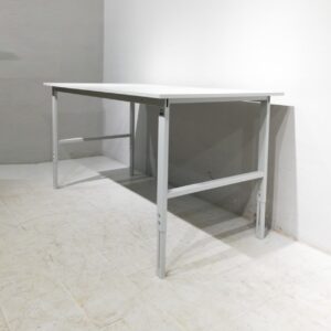 Mesa taller altura regulable de 200x100cm nueva en venta en cabauoportunitats.com