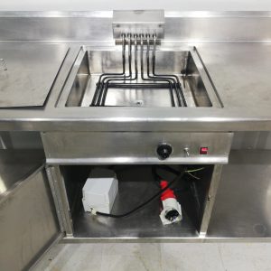 Taula d'acer inoxidable amb fregidora de segona mà en venda a cabauoportunitats.com Balaguer - Lleida - Catalunya