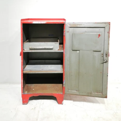 Armari metàl·lic per a taller de 55x40cm de segona mà en venda a cabauoportunitats.com Balaguer - Lleida - Catalunya