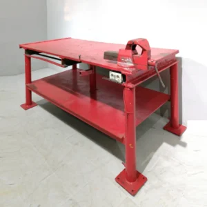Banc de treball de xapa d'acer amb cargol en venda a cabauoportunitats.com Balaguer . Lleida - Catalunya