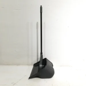 Recogedor vertical nuevo procedente de un final de estoc en venta en cabauoportunitats.com