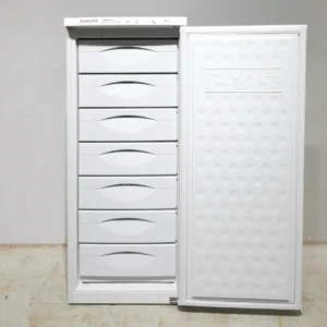 Congelador vertical DUE EFFE de 133cm de segona mà en venda a cabauoportunitats.com Balaguer - Lleida - Catalunya