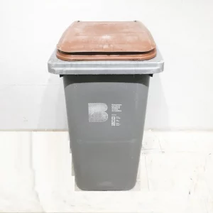 Contenedor de basura de segunda mano en venta en cabauoportunitats.com