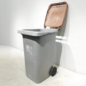 Contenedor de basura de segunda mano en venta en cabauoportunitats.com