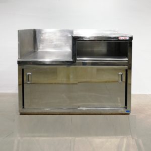 Armari d'acer inoxidable de segona mà (120x61x96cm) en venda a cabauoportunitats.com. Balaguer - Lleida - Catalunya