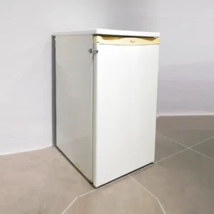 Nevera WHIRLPOOL (46x61x85cm) de segona mà en venda
