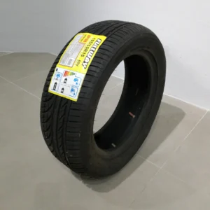 Neumático FULLWAY HP108 195/55 R15 nuevo procedentes de un final de stock en venta en cabauoportunitats.com