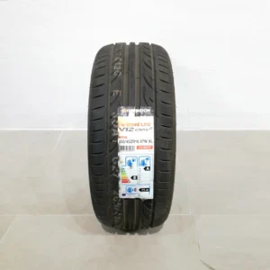 Neumático HANKOOK VENTUS 205/45 ZR16 87W XL K120 nuevo procedentes de un final de stock en venta en cabauoportunitats.com.