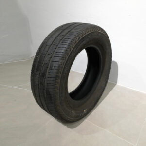 Neumáticos CONTINENTAL VANCO 2 235/65 R16C 115/113R de segunda mano en buen estado en venta en cabauoportunitats.com.