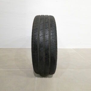 Neumáticos CONTINENTAL VANCO 2 235/65 R16C 115/113R de segunda mano en buen estado en venta en cabauoportunitats.com.
