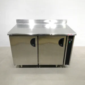Taula neutra COFRIVAL 113cm de segona mà en venda a cabauoportunitats.com