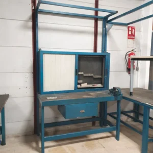 Banc de treball amb armari 150cm de segona mà