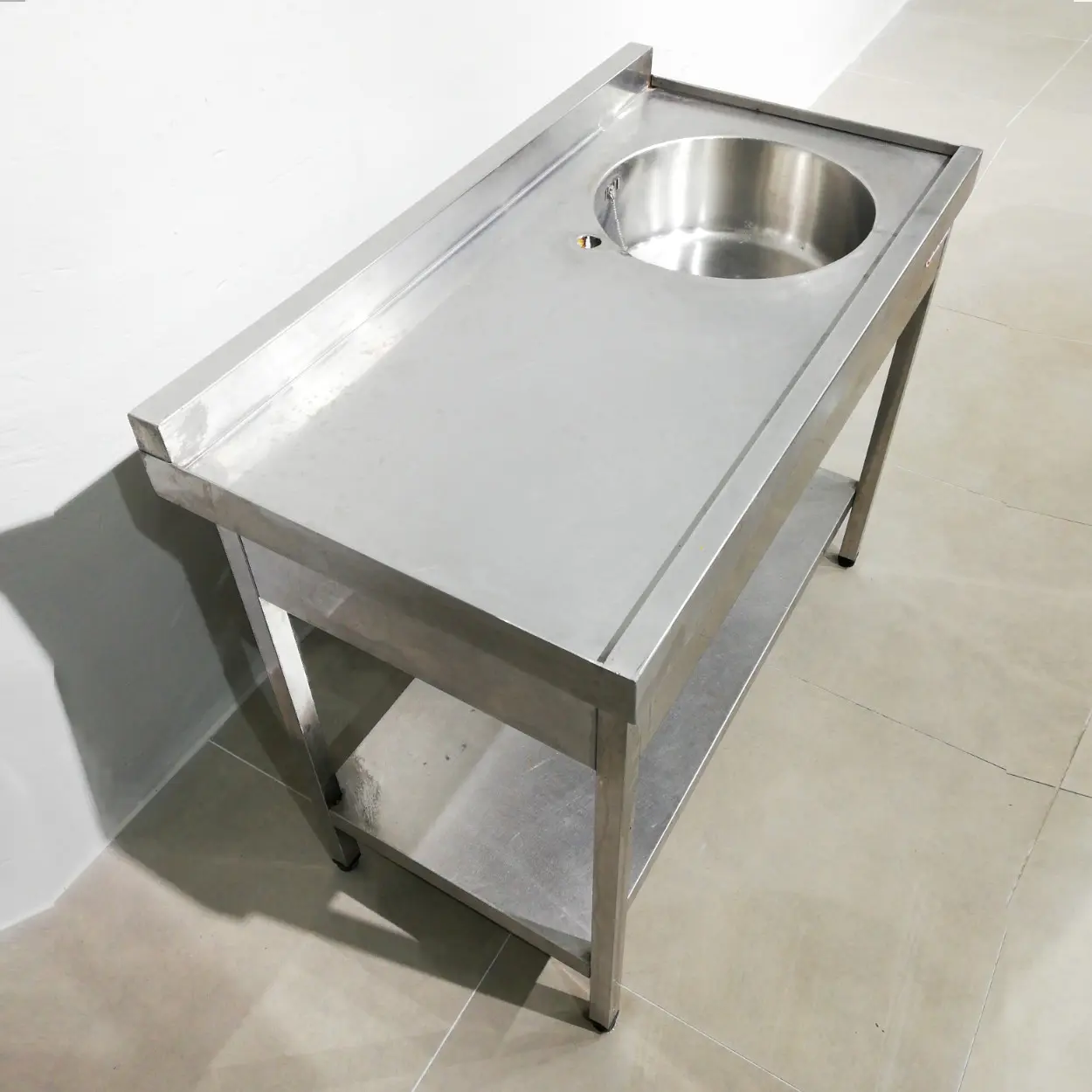 Pica amb potes (100x54x87cm) de segona mà en venda a cabauoportunitats.com