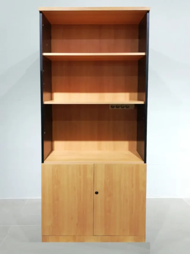 Armari d'oficina (80x41x202cm) de segona mà en venda