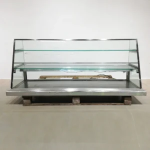 Vitrina neutra de 2 pisos (150x40x60cm) en venda a cabauoportunitats.com