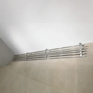 Prestatgeria de 400 cm d'acer inoxidable de segona mà barata en venda a cabauoportunitats.com Balaguer - Lleida - Catalunya