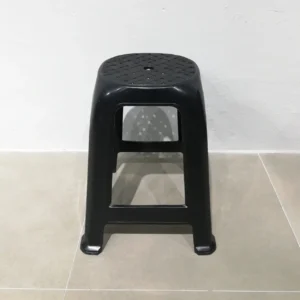 Tamboret de plastic de segona mà en molt bon estat 46 cm a cabauoportunitats.com Balaguer - Lleida - Catalunya