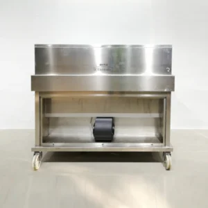 Mesa neutra inox ELECTROLUX DITO 133cm en venta en cabauoportunitats.com