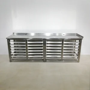 Mesa de acero inoxidable de 240x60cm en venta en cabauoportunitats.com