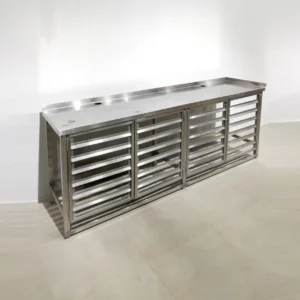 Mesa de acero inoxidable de 240x60cm en venta en cabauoportunitats.com
