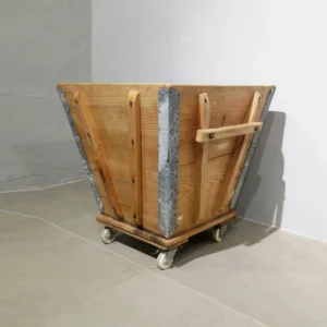 Test de fusta de segona mà en molt bon estat 60x59x64 cm a cabauoportunitats.com Balaguer - Lleida - Catalunya