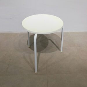 Taula de bar de 60x60x67 cm de segona mà en molt bon estat en venda a cabauoportuntiats.com Balaguer - Lleida - Catalunya