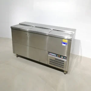 Nevera bar de 3 portes de 150 cm de segona mà en venda a cabauoportunitats.com Balaguer - Lleida - Catalunya