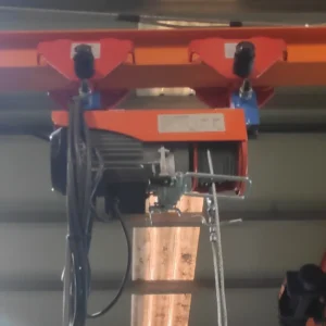 Grua amb braç de 400cm de segona mà en venda a cabauoportunitats.com Balaguer - Lleida - Catalunya