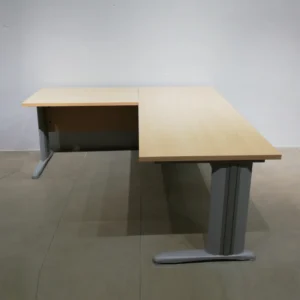 Escritorio en L de segunda mano en venta en cabauoportunitats.com