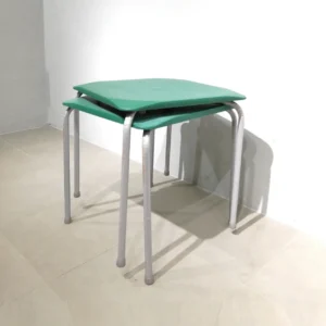 Taula de bar de 70x70x72 cm de segona mà en molt bon estat en venda a cabauoportuntiats.com Balaguer - Lleida - Catalunya