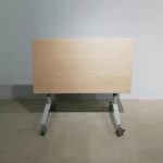 Taula plegable de melamina de 180x80cm amb tara estètica en venda a cabauoportunitats.com Balaguer - Lleida - Catalunya