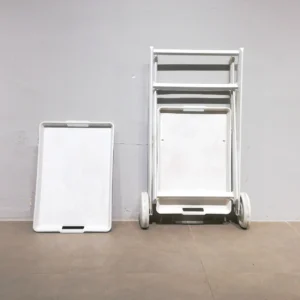 Carro plegable de plastico 80x52x71 cm. de segona mà en bon estat en venda a cabauoportunitats.com Balaguer - Lleida - Catalunya