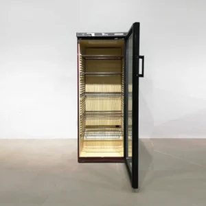 Nevera LIEBHERR VINOTEC 60x55x158cm de segona mà en venda a cabauoportunitats.com Balaguer - Lleida - Catalunya