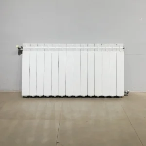 Radiador d'alumini de 14 elements de segona mà en venda a cabauoportunitats.com Balaguer - Lleida - Catalunyamà en bon estat. Radiador d'ocasió en venda per desús perfecte tant per a ús domèstic com professional. Mides: 114x10x59cm. Fem enviaments.