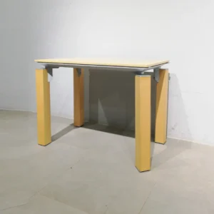 Escriptori 100x60x75cm de segona mà en bon estat en venda a cabauoportunitats.com Balaguer - Lleida - Catalunya