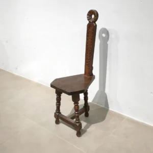 Silla de madera de segunda mano en venta en cabauoportunitats.com