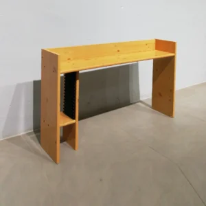 Estantería de madera 100x23cm de segunda mano en cabauoportunitats.com