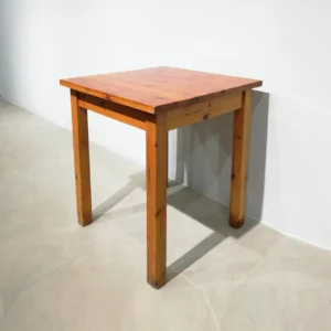 Mesa de madera 75x75cm de segunda mano