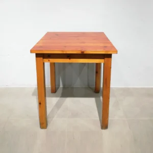 Mesa de madera 75x75cm de segunda mano