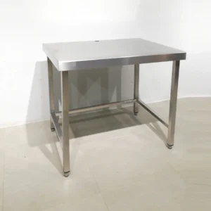 Taula d'acer inoxidable 100 cm de segona mà en venda a cabauoportunitats.com