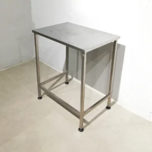 Mesa de inox de 70x50x81cm en venta en cabauoportunitats.com