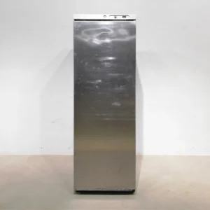 Frigorífico una puerta de segunda mano  en venta en cabauoportunitats.com