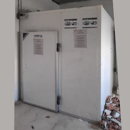 Cámara frigorífica de 200x200cm de segunda mano en venta en cabauoportunitats.com