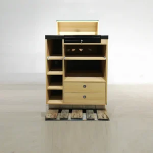 Mostrador de melamina de segunda mano de 123 cm para tienda, almacén... en venta en cabauoportunitats.com
