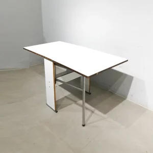Mesa de fórmica plegable de segunda mano en venta en cabauoportunitats.com