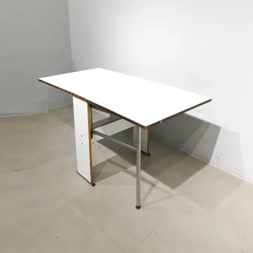 Mesa de fórmica plegable de segunda mano en venta en cabauoportunitats.com