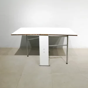 Mesa de fórmica plegable de segunda mano en venta en cabauoportunitats.com
