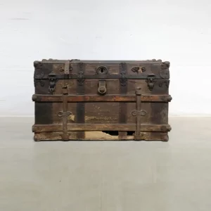 Bagul de fusta antic 86x51x60 cm en venda a cabauoportunitats.com