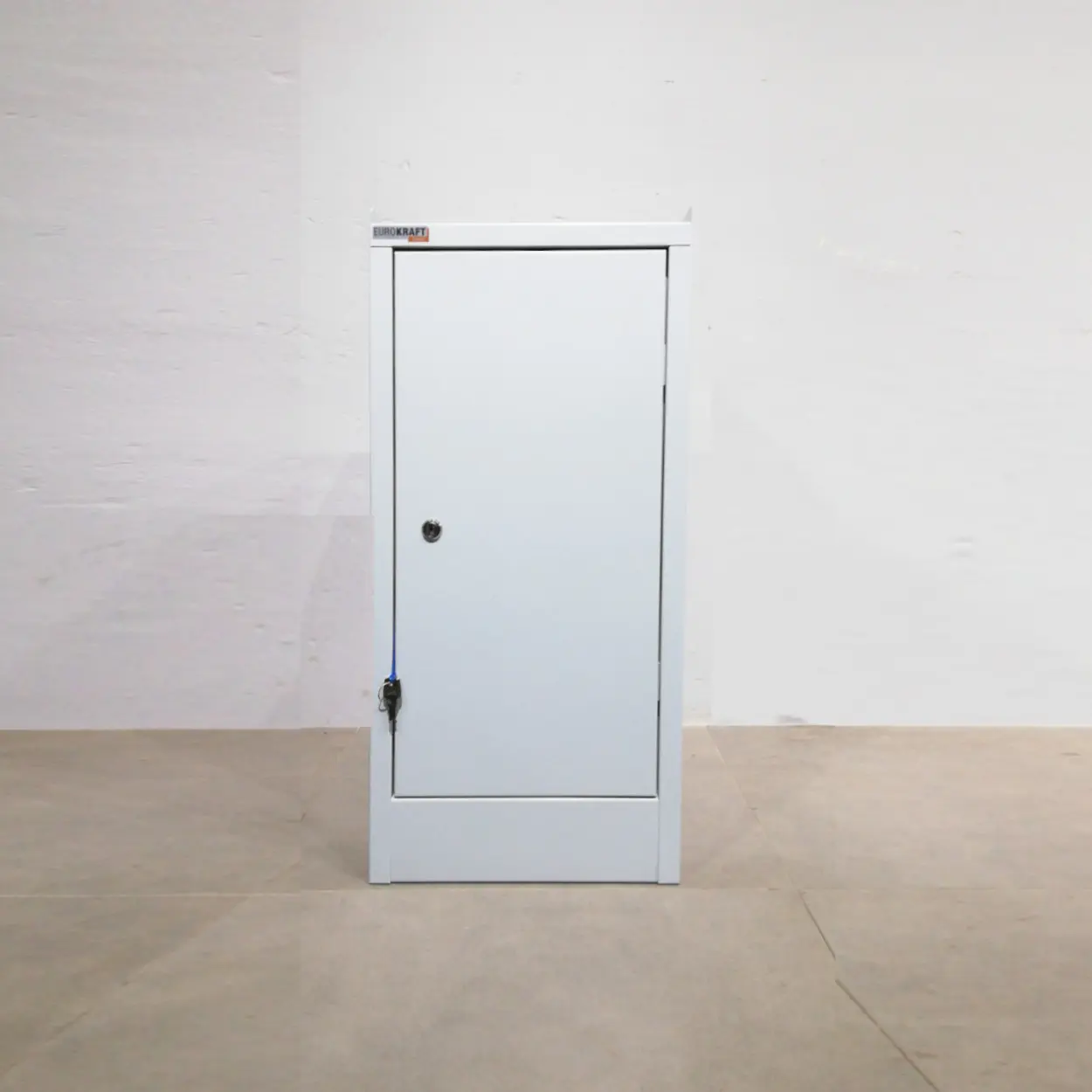 Armario metálico 35x35x75cm nuevo en venta en cabauoportunitats.com